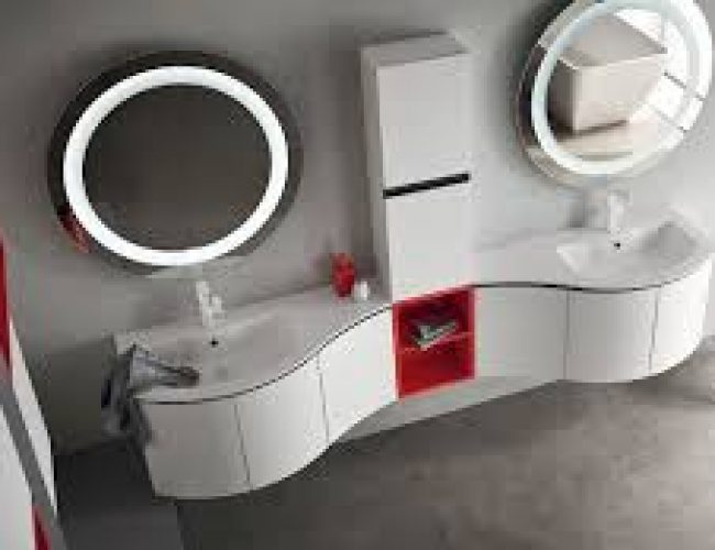 bagno sagomato con due lavabi